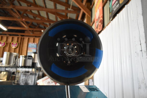 BRAND NEW SCRATCH AND DENT! Light. - Image 5 of 10