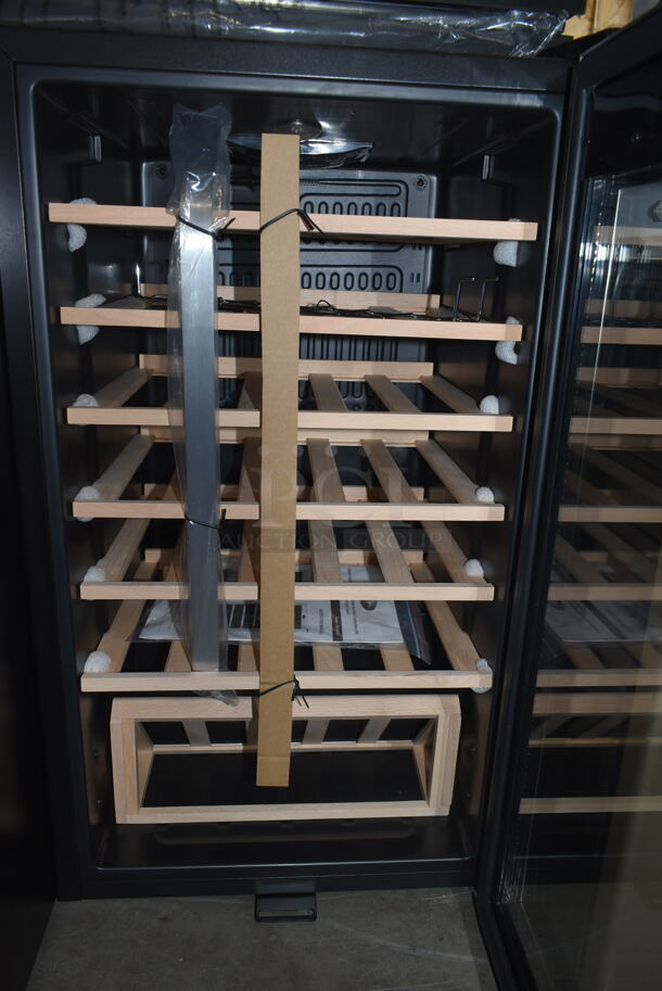 BRAND NEW SCRATCH AND DENT! Whynter FWC-341TS 34 Bottle Freestanding Stainless Steel Wine Refrigerator Merchandiser with Display Shelf and Digital Control. 115 Volts, 1 Phase. Tested and Working! - Image 4 of 6