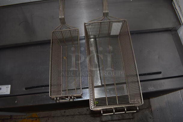 2 Various Metal Fry Baskets. Includes 9x30.5x12.5. 2 Times Your Bid! - Image 4 of 4