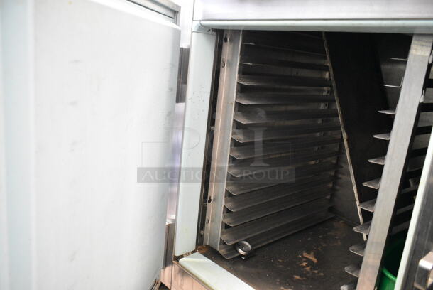 V-line Stainless Steel Commercial 4 Half Size Door Reach In Cooler. Tested and Working! - Image 7 of 7