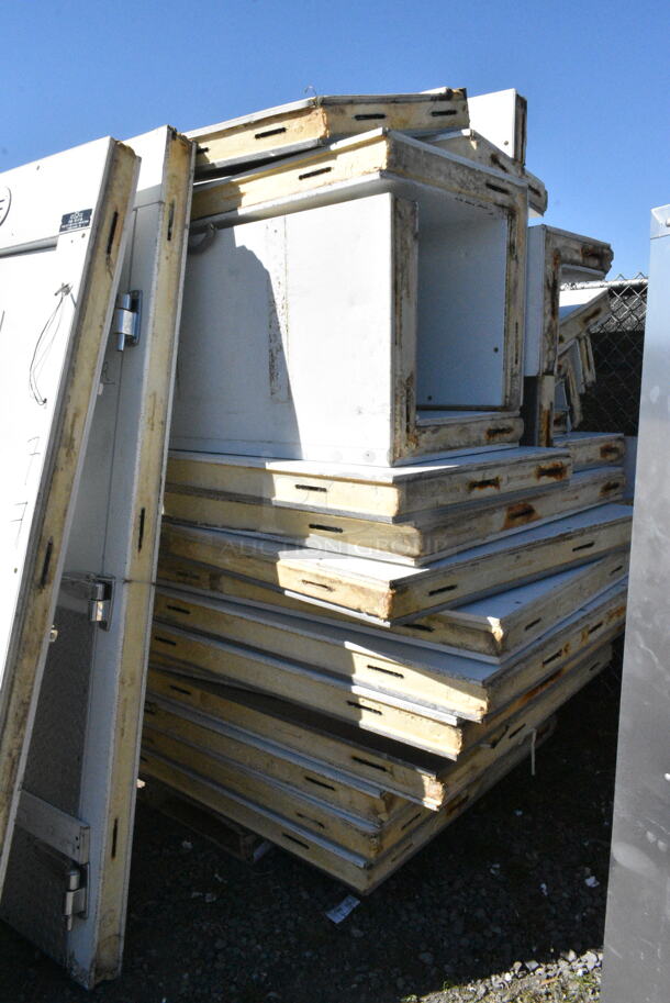 4 Walk In Boxes that Make 1 10'x40' Combo Box w/ Laneurop CLTEW28-3 200-230 Volt, 3 Phase Compressor, Copeland WJWL-0200-TAC-001 208/230 Volt, 3 Phase Compressor, Heatcraft HWN008H2B 208-230 Volts, 1 Phase Compressor, Heatcraft ADT090AK 115 Volt, 1 Phase Evaporator Fan, Heatcraft ADT104AK 115 Volt, 1 Phase Evaporator Fan, Heatcraft SM090AE 115 Volt, 1 Phase Evaporator Fan, Heatcraft SM156AE 115 Volts, 1 Phase Evaporator Fan. 4 Times Your Bid! Information Provided By The Consignor But Not Verified By PCI Auctions. Picture of the Unit Before Removal Is Included In the Listing. - Image 12 of 12