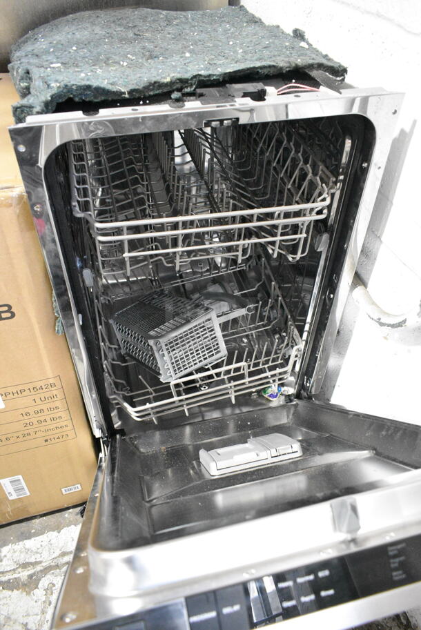 Honeywell HDS18SS 18" Dishwasher with 8 Place settings, 6 Washing Programs. 120 Volts, 1 Phase. - Image 3 of 6