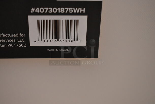 2 BRAND NEW SCRATCH AND DENT! Choice 407301875WH 30" x 18" x 3/4" White Polyethylene Cutting Board. 2 Times Your Bid! - Image 6 of 6