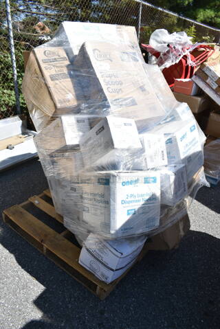 PALLET LOT of 29 BRAND NEW Boxes Including 6 Box 130TONG6BLK Visions 6" Black Disposable Plastic Tongs - 72/Case, 500LSTRWLW Choice 9, 12, 16, 20, and 24 oz. Clear Sip-Through Lid with Extra-Wide Opening - 1000/Case, 966UPWIDEB-500 OneUp by Choice White 2-Ply Wide Interfold 6 1/2" x 8 1/2" Dispenser Napkin - 6000/Case, 760FFLRGNEWS Choice Large 16 oz. Paper Scoop Cup with Newsprint Design - 1000/Case, 500CC12 12 oz. Plastic Cold Cup - 1000/Case, 1504381M Carnival King 6" x 3/4" x 6 1/2" Large Foil Hamburger / Sandwich Bag - 1000/Case, 500CC12HD 12 oz. Plastic Cold Cup - 1000/Case, 500LSTRWLW Choice 9, 12, 16, 20, and 24 oz. Clear Sip-Through Lid with Extra-Wide Opening - 1000/Case. 29 Times Your Bid! 