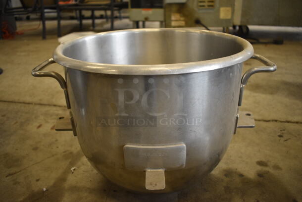 Hobart VMLH30 Stainless Steel Commercial 30 Quart Mixing Bowl. 19.5x15.5x13 - Image 5 of 5