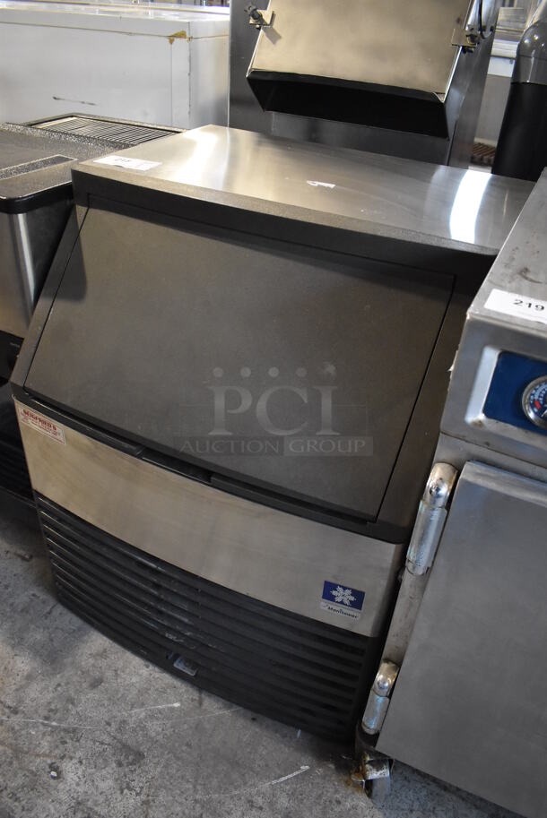 2012 Manitowoc QY0134A Stainless Steel Commercial Self Contained Undercounter Ice Machine. 115 Volts, 1 Phase. 26x28x33 - Image 3 of 7