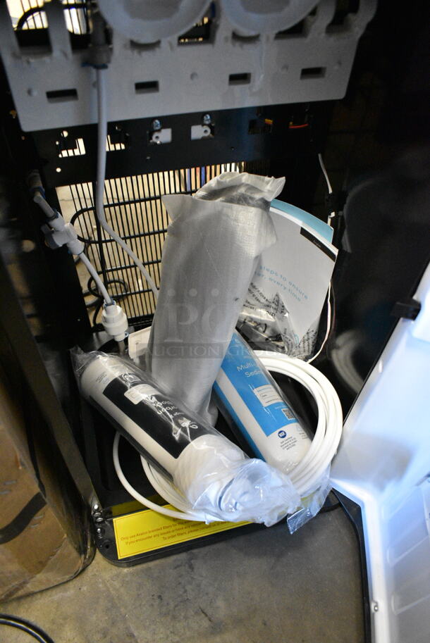 LIKE NEW! Avalon A25 Self Cleaning Bottleless Water Cooler Dispenser. 115 Volts, 1 Phase. Tested and Working! - Image 4 of 8