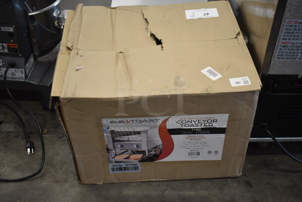 IN ORIGINAL BOX! Avatoast 184T140 Stainless Steel Commercial Countertop Conveyor Toaster Oven. 120 Volts, 1 Phase. 14.5x17x12. Tested and Working! - Image 3 of 8
