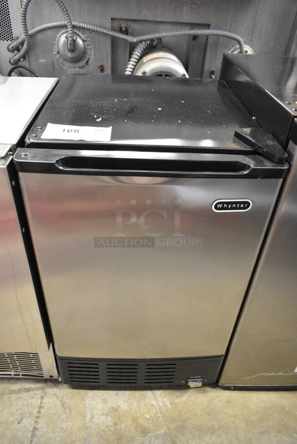 BRAND NEW SCRATCH AND DENT! Whynter UIM-155 Stainless Steel 15" Built In Ice Maker Machine 12lb. 115 Volts, 1 Phase. Tested and Working! - Image 2 of 6