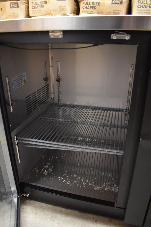 BRAND NEW SCRATCH AND DENT! Avantco 178UBB4GHC Metal Commercial 3 Door Back Bar Cooler Merchandiser. Center Door Is Missing Glass. 115 Volts, 1 Phase. 90.5x28x36. Tested and Working! - Image 4 of 10