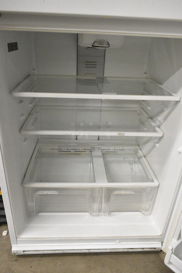 Maytag M1TXEGMYW01 Metal Cooler w/ Freezer. 115 Volts, 1 Phase. Tested and Working! - Image 5 of 7