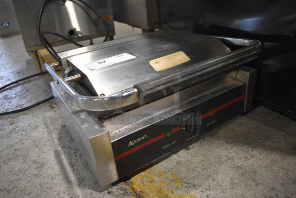 Adcraft Model SG-811E Stainless Steel Commercial Countertop Panini Grill Press. 120 Volts, 1 Phase. 17x14.5x8. Tested and Working! - Image 3 of 6