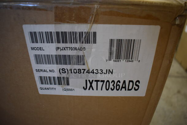 BRAND NEW SCRATCH AND DENT! Jenn Air JXT7036ADS Stainless Steel 36" Integrated Ventilation System. Stock Picture Used For Gallery Picture. - Image 4 of 6