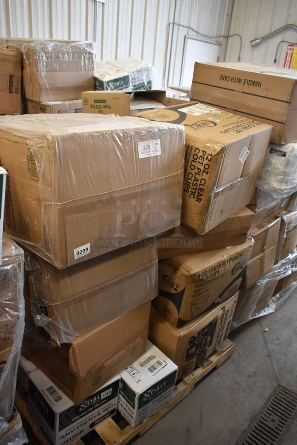 PALLET LOT of 20 BRAND NEW Boxes Including 500TW9 Choice 9 oz. Translucent Thin Wall Plastic Cold Cup - 2500/Case, Tellus Products 9" x 9" No PFAS Added Natural Bagasse Clamshell Container - 200/Case, 394345M Noble Medium Gloves, 394365M Noble Products Powder-Free Disposable Clear Vinyl Gloves for Foodservice - Medium - 1000/Case, 500CC12 Choice Clear PET Customizable Plastic Cold Cup - 12 oz. - 1000/Case, 500CC9 Choice 9 oz. Clear PET Customizable Plastic Squat Cold Cup - 1000/Case, 5008DWALLC Choice 8 oz. Tall Coffee Break Print Smooth Double Wall Paper Hot Cup - 500/Case, 129MCR32B Choice 32 oz. Black Round Microwavable Heavy Weight Container with Lid 7 1/4" - 150/Case, 2 Box 346WSNSM Choice Medium Weight White Wrapped Plastic Spork, Straw, and Napkin Kit - 1000/Case, 74555-0150 Pizza Trays, Choice 32 oz. Clear RPET Hinged Deli Container - 200/Case, 433W8BGC Choice 8 lb. White Paper Bag - 500/Case. 20 Times Your Bid! - Image 1 of 12
