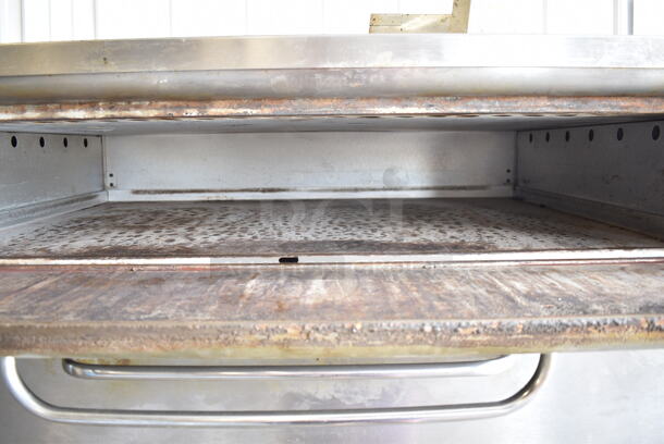 2 Blodgett 981-S Stainless Steel Commercial Natural Gas Powered 2 Deck Pizza Oven. 50,000 BTU. 2 Times Your Bid! - Image 3 of 12