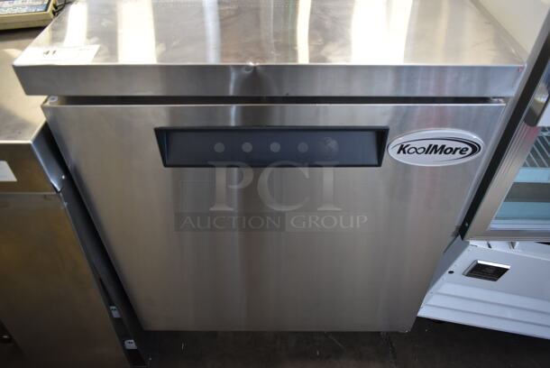 BRAND NEW SCRATCH AND DENT! 2022 KoolMore RWT-1D6C Stainless Steel Commercial Single Door Undercounter Cooler on Commercial Casters. 115 Volts, 1 Phase. Tested and Working! - Image 3 of 7