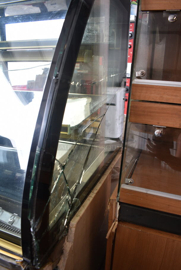 Kinco SRM38 Metal Commercial Floor Style Deli Display Case Merchandiser. See Pictures for Glass Damage. 220 Volts, 1 Phase.  - Image 8 of 9
