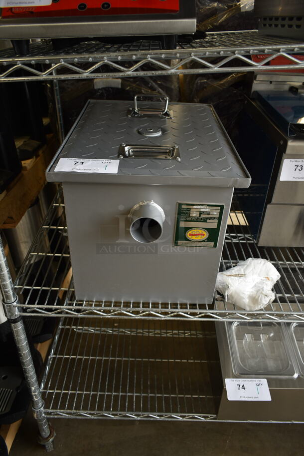 BRAND NEW SCRATCH AND DENT! Regency 600GT7 14 lb. 7 GPM Grease Trap with 2" Non-Threaded Connections - Image 3 of 7