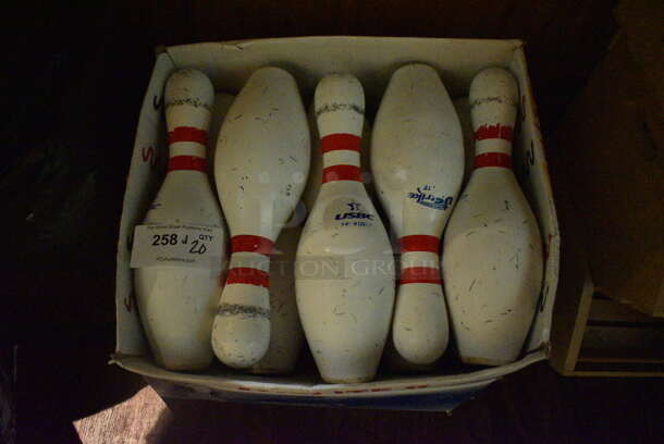 ALL ONE MONEY! Lot of 20 Bowling Pins. 4.5x4.5x15. (bar)