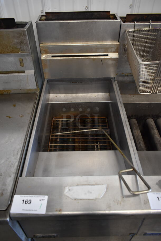 2016 Pitco Frialator SG14 Stainless Steel Commercial Floor Style Natural Gas Powered Deep Fat Fryer. 110,000 BTU. - Image 2 of 5