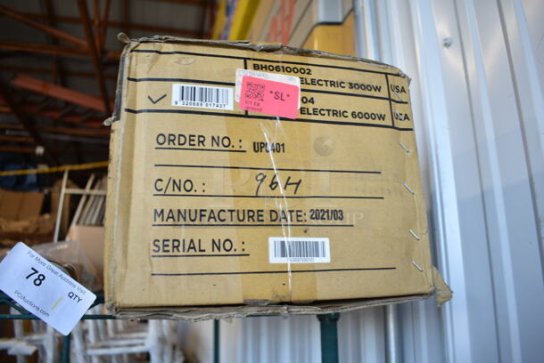 BRAND NEW SCRATCH AND DENT! Bromic Heating BH0110002 Platinum Smart-Heat 300 Series Propane Outdoor Patio Heater - 23,600 BTU - Image 4 of 4