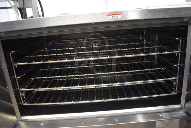 Southbend TVGS/32SC Stainless Steel Commercial Natural Gas Powered Oven w/ View Through Doors, Metal Oven Racks and Thermostatic Controls. 36x40x31 - Image 4 of 7