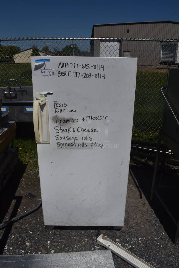 Sears 253.9284110 White Residential Freezer. 115 Volt 1 Phase. Tested and Working! - Image 1 of 7