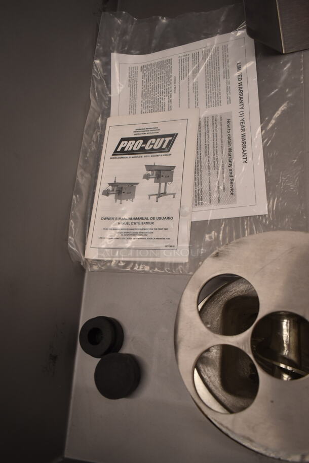BRAND NEW SCRATCH AND DENT! 2024 Pro-Cut KG-32-XP Metal Commercial #32 Electric Meat Grinder with Stand. 220 Volts, 3 Phase.  - Image 4 of 12