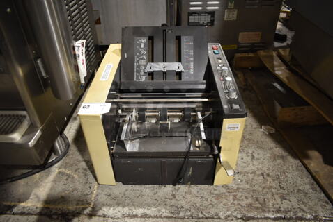 Duplo D-590 Countertop Paper Folder. 