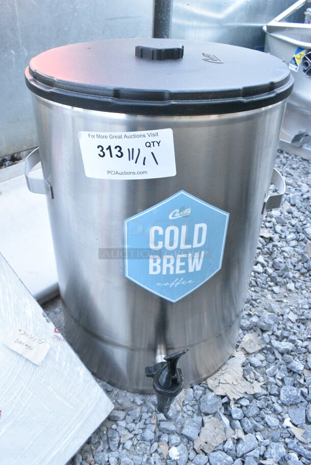 BRAND NEW SCRATCH AND DENT! Curtis TC-7H 7 Gallon Iced Coffee / Cold Brew Dispenser - Image 1 of 5