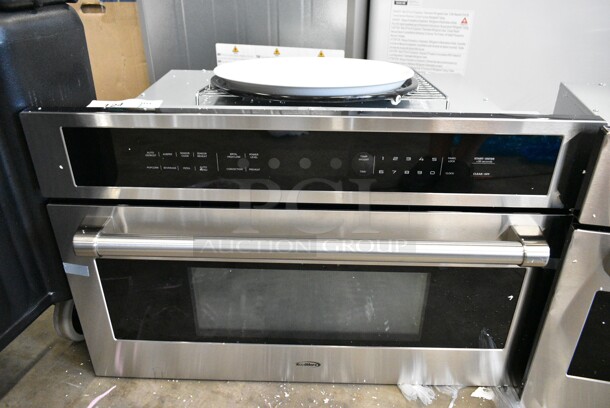 BRAND NEW SCRATCH AND DENT! KoolMore KM-CWO30-SS 30 in. Built-in Microwave with Convection Oven and Air Fryer. 120 Volts, 1 Phase.  - Image 2 of 11