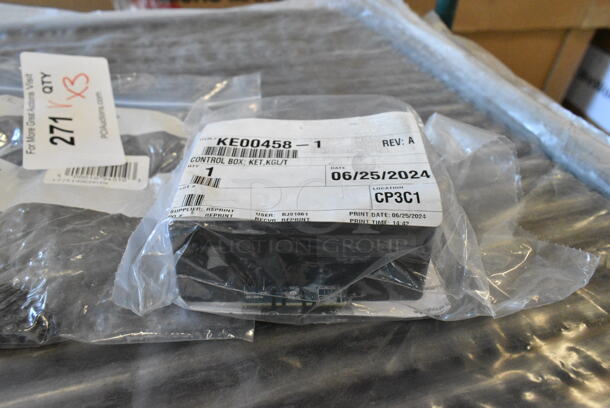 3 BRAND NEW SCRATCH AND DENT! Items Including Cleveland KE00458-1 Control Box; Ket,Kgl/T, Avantco 177T140CHAIN Replacement Drive Chain for T140 Conveyor Toaster, RTW-125L. 3 Times Your Bid!  - Image 3 of 8