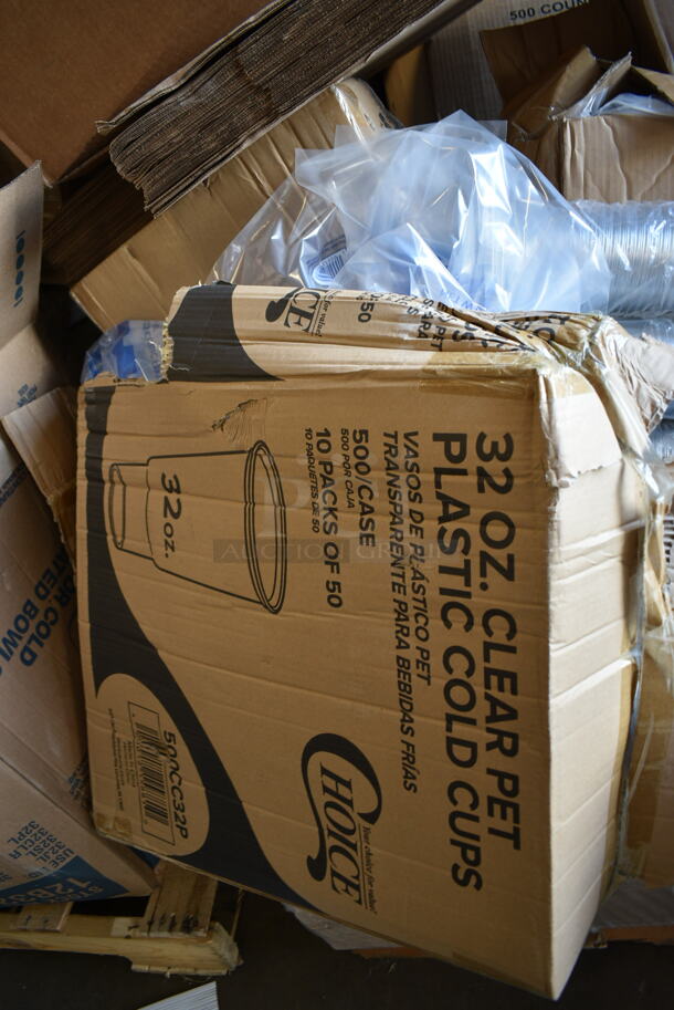 PALLET LOT of 15 BRAND NEW Boxes Including 500CC32P Choice Clear PET Plastic Cold Cup - 32 oz. - 500/Case, 130IC25PCL500 Choice 25 lb. Clear Plastic Ice Bag with Ice Print - 500/Case, Choice 25 lb Shorty Paper SOS Bag, 347RB12WHSLV White Bowl with Silver Lattice Design, Choice 0.75 oz Portion Cups, 500L1020WHT Travel Cups and Lids, 427TBBD4 Bolt Down Outdoor Table Base Plate. 15 Times Your Bid! - Image 3 of 12