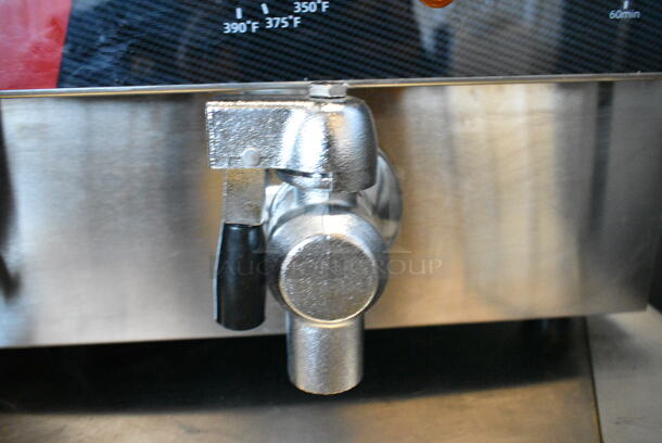 BRAND NEW SCRATCH AND DENT! 2024 Crosson EF-6V Stainless Steel Commercial Countertop Electric Powered Fryer w/ Metal Fry Basket and Lid. 120 Volts, 1 Phase. - Image 4 of 7