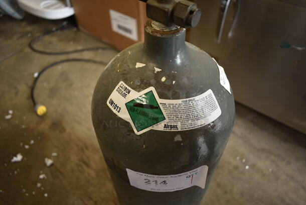 Carbon Dioxide Tank. Buyer Must Pick Up - We Will Not Ship This Item - Image 3 of 7