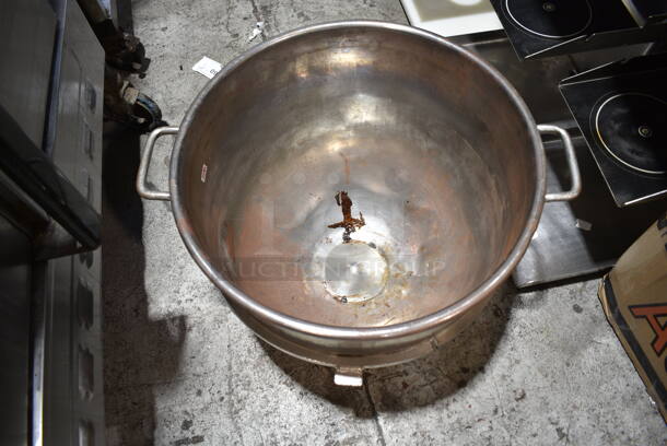 2 Items; Hobart VMLH60 Metal Mixing Bowl and Hobart VMLH40 Metal Dough Hook Attachment. 2 Times Your Bid! - Image 4 of 5