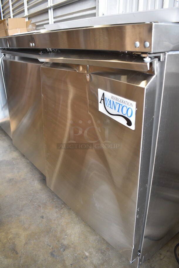 BRAND NEW SCRATCH AND DENT! 2024 Avantco 178SSCFT72HC Stainless Steel Commercial Refrigerated Salad Bar / Cold Food Table on Commercial Casters. 115 Volts, 1 Phase. Tested and Working! - Image 3 of 12