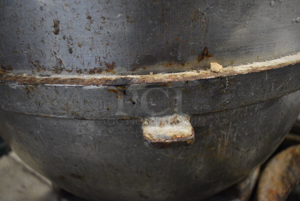 Hobart VML80 Metal Commercial 80 Quart  Mixing Bowl w/ Paddle Attachment and Dolly on Commercial Casters. 26x21.5x18, 14x3x20.5, 16.5x16.5x7 - Image 7 of 8