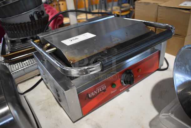 Avantco Stainless Steel Commercial Countertop Electric Powered Panini Press. 16x14x8. Tested and Working! - Image 2 of 3