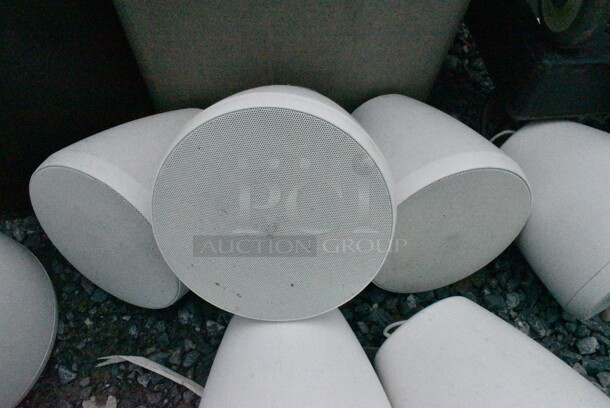 6 KIT-ECS-650-PND4-WHT White Speakers. 6 Times Your Bid! - Image 2 of 5