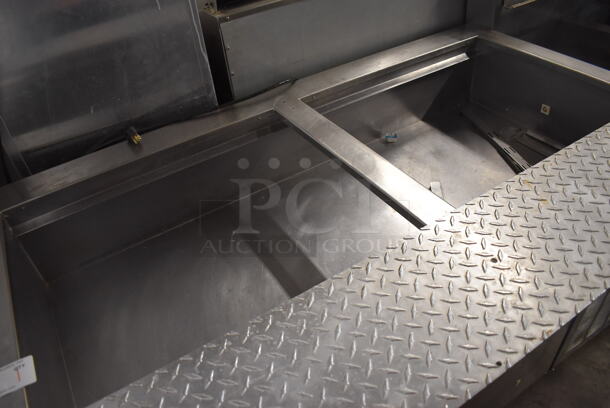 Delfield Stainless Steel Commercial Cold Pan Buffet Station w/ 2 Doors. 60x36x36. Tested and Powers On But Does Not Get Cold - Image 4 of 8