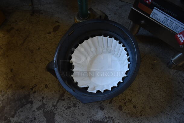 Curtis GEMSIF10A1015 Stainless Steel Commercial Countertop Coffee Machine w/ Hot Water Dispenser, Stainless Steel Satellite Server and Poly Brew Basket. 220 Volts. - Image 5 of 11