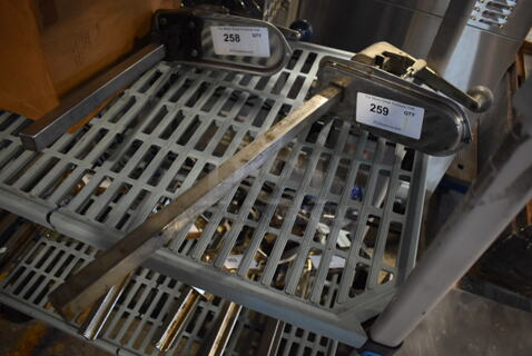 Metal Commercial Can Opener w/ Mount. 4.5x10x27