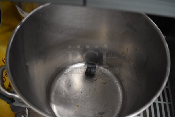 Metal Stock Pot. 20.5x17x18.5 - Image 3 of 3