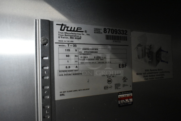 2015 True T-35 Stainless Steel Commercial 2 Door Reach In Cooler w/ Poly Coated Racks on Commercial Casters. 115 Volts, 1 Phase. Tested and Working! - Image 4 of 5