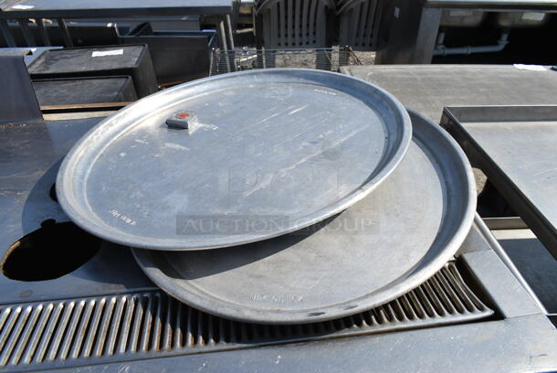 ALL ONE MONEY! Lot of Poly Bins and 2 Metal Round Pizza Pans - Image 7 of 11