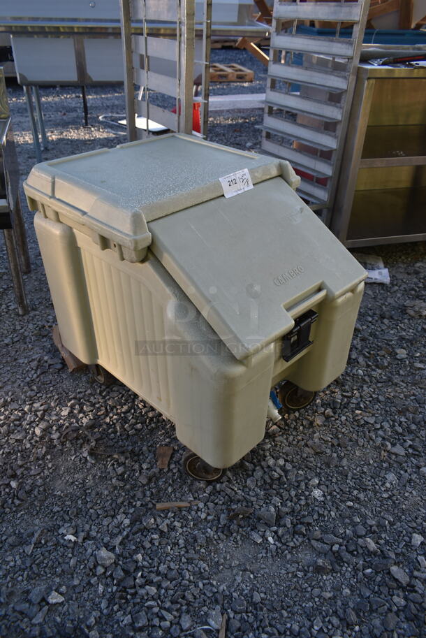 Poly Insulated Portable Ice Bin on Commercial Casters. - Image 2 of 5