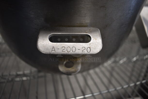 Hobart A-200-20 Stainless Steel 20 Quart Mixing Bowl. 16x14x11.5 - Image 4 of 5