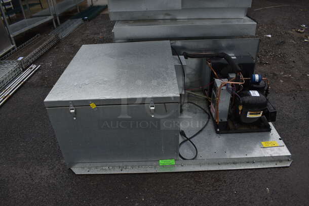 Norlake 6'x6'x7.5' SELF CONTAINED Walk In Freezer Box w/ Floor, Copeland Model RFT42C1E-PFV-102 Compressor and Norlake Model CPF100DC-A Condenser. Picture of the Unit Before Removal Is Included In the Listing. 208-230 Volts, 1 Phase. - Image 3 of 8