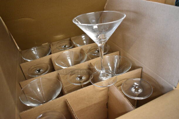 24 BRAND NEW IN BOX! Luminarc Martini Glasses. 4.5x4.5x6.75. 24 Times Your Bid! - Image 2 of 3